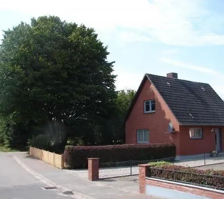 Semesterbostad In Mit Grossem Garten Winnemark